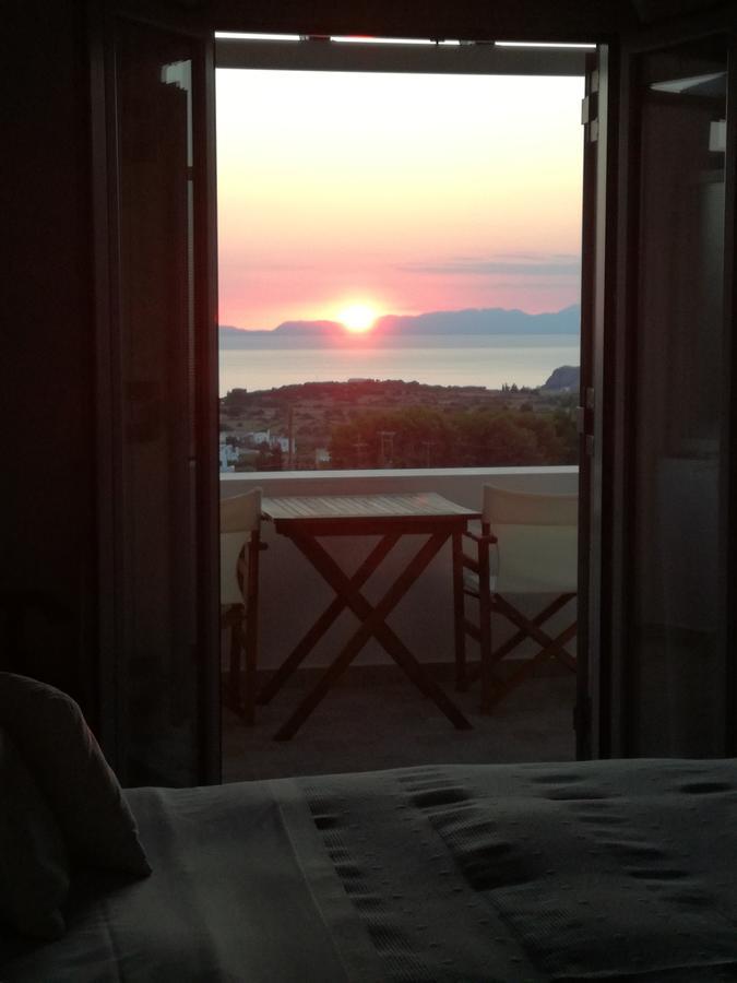 Athena Hotel Milopotamos  المظهر الخارجي الصورة
