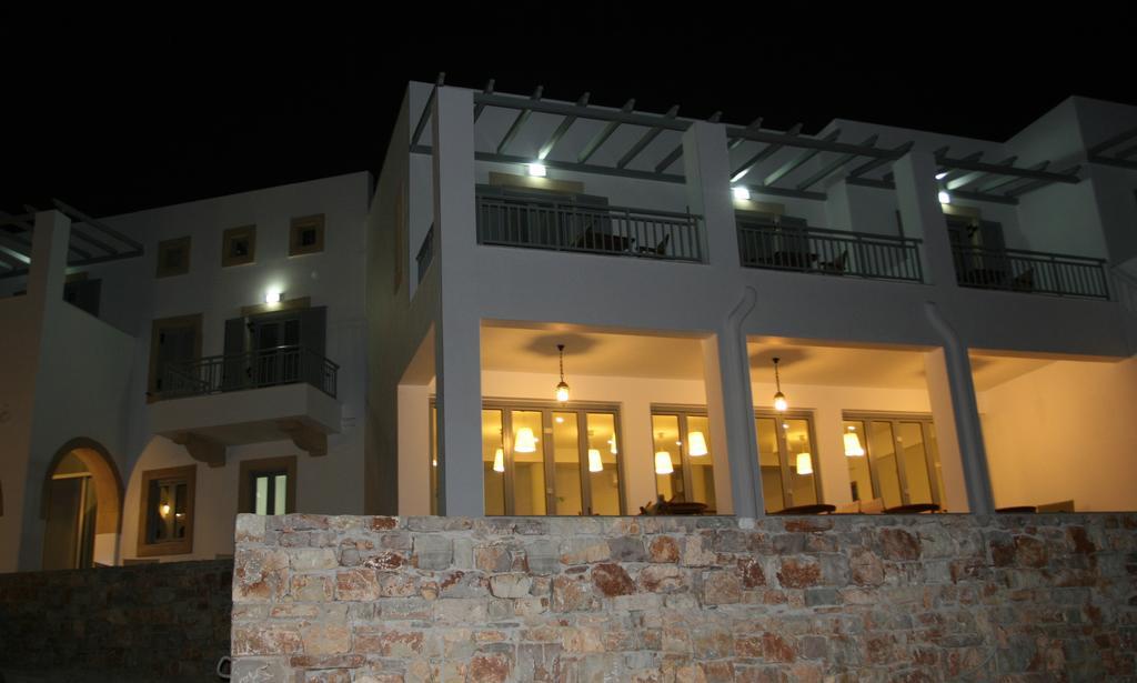 Athena Hotel Milopotamos  المظهر الخارجي الصورة